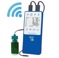 Cole-Parmer Inst. Datalogging Refrigerator / Freezer Thermometer with Alarm TraceableLIVE® Fahrenheit / Celsius -58° to +140°F (-50° to +60°C) Bottle Probe / Bullet Probe Handheld Battery Operated