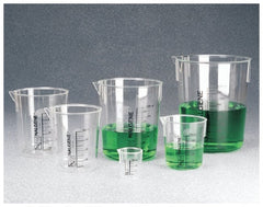 Thermo Scientific Nalge Laboratory Beaker Nalgene™ Griffin Low-Form PMP 250 mL (8 oz.)