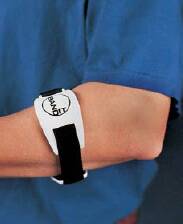 Bird & Cronin Elbow Support Band It™ One Size Fits Most Contact Closure Tennis Black / White