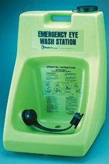 Fisher Scientific Eyewash Station Fend·all Porta Stream Portable 16 gal.