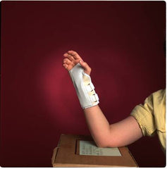 Scott Specialties Cock-Up Wrist Brace Canvas / Flannel Right Hand White Large