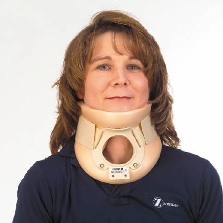 Zimmer Cervical Collar Serpentine Contoured / Firm Density Adult Small One-Piece 3 Inch Height 16-1/2 Inch Neck Circumference