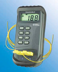 Fisher Scientific Digital Laboratory Thermometer Fisher Scientific™ Traceable® Fahrenheit / Celsius -58° to +1999°F (-50° to +1300°C) 2 Type K Beaded Probes Handheld / Desk Mount Battery Operated