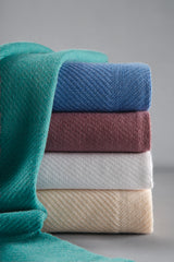 Standard Textile Thermal Spread 74 W X 108 L Inch Cotton, 55% / Polyester, 45% White