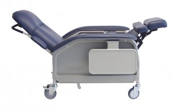 Graham-Field Clinical Care Recliner Lumex® Oatmeal Four Tente Swivel Casters