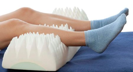 Prevent Products Foot / Heel Elevating Cushion EasyHeel™ Foam Freestanding