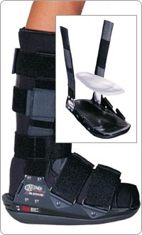 Breg Walker Boot Conformer I Small Hook and Loop Closure Male 6 to 7-1/2 / Female 7 to 8-1/2 Right Foot