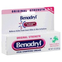 Johnson & Johnson Consumer Itch Relief Benadryl® 2% - 0.1% Strength Cream 1 oz. Tube