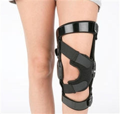 Breg Knee Brace 20.50 Patellafemoral Medium Buckle / D-Ring / Hook and Loop Strap Closure 18-3/4 to 21-1/2 Inch Thigh Circumference 12 Inch Length Right Knee