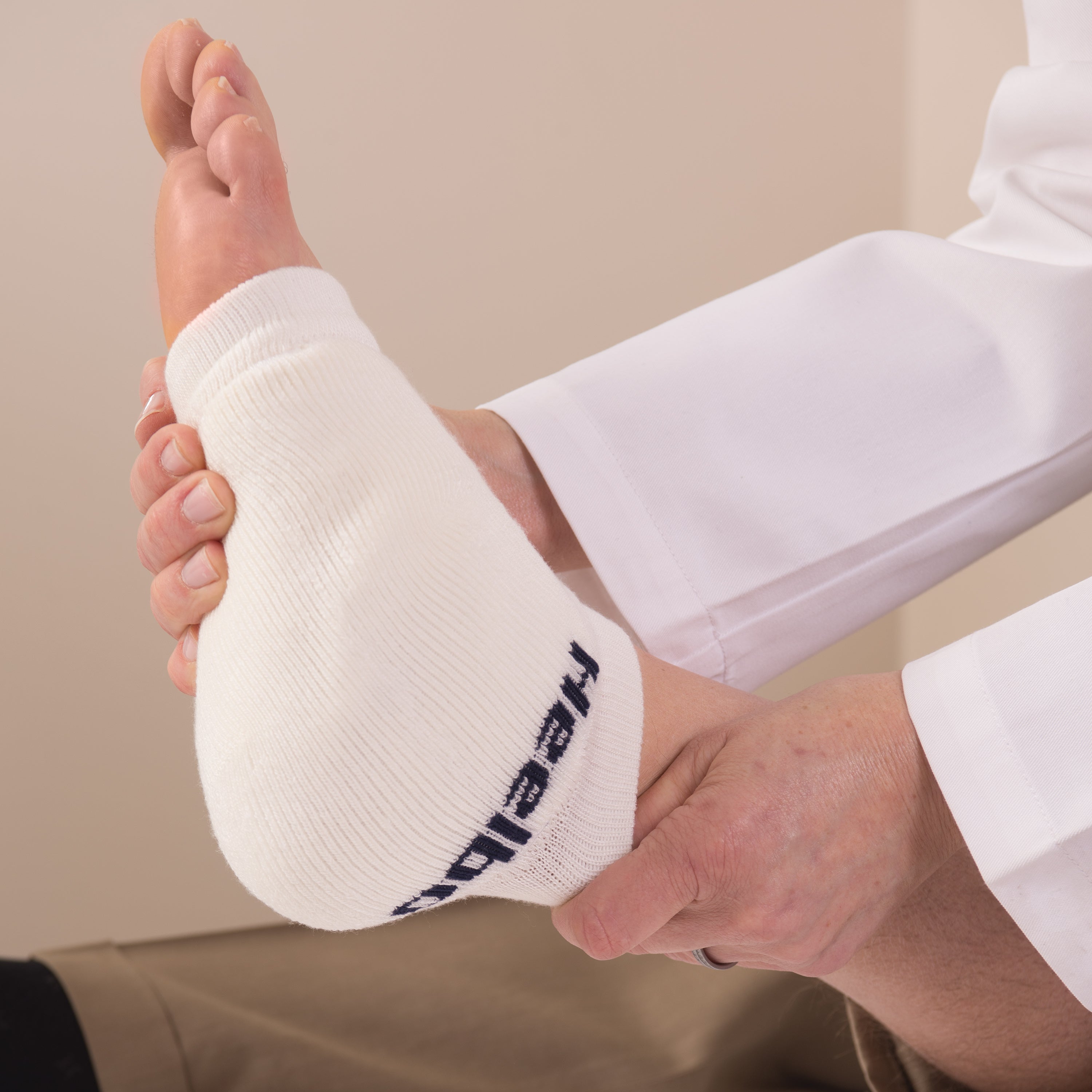 Mabis Heelbo Heel and Elbow Protectors AM-12037